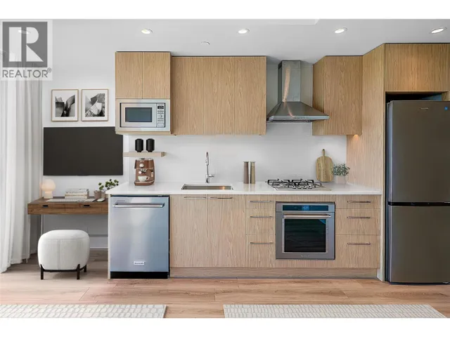 3051 Abbott Street Unit# 309, Kelowna, British Columbia V1Y0P1
