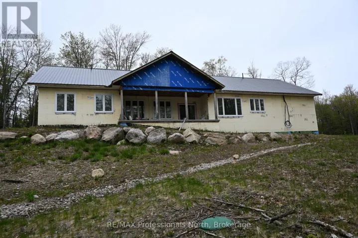 121 LOON LAKE ROAD, Magnetawan, Ontario P0A1Z0