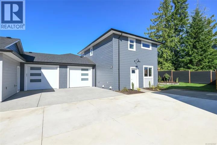 B 2315 McDonald Rd, Comox, British Columbia V9M0C8