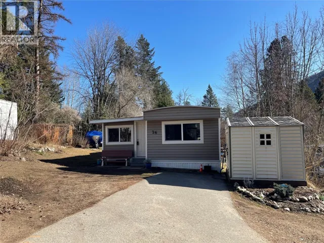 3969 Broadwater Road Unit# 26, Castlegar, British Columbia V1N4V5