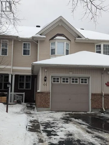 44 TOBERMORY CRESCENT, Ottawa, Ontario K2K3M4