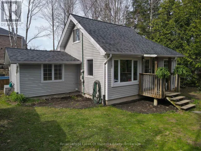 6 HIBBERD LANE, Huntsville (Chaffey), Ontario P1H1C9