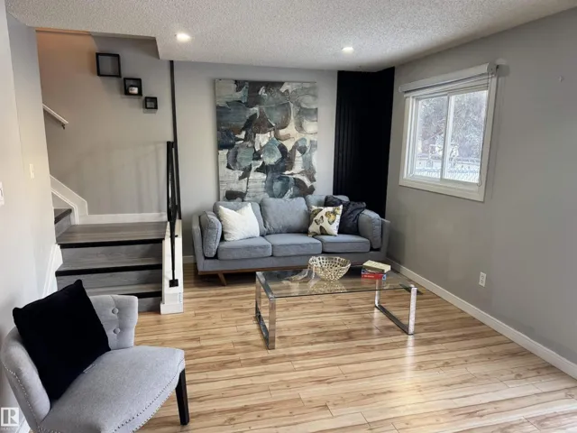 16487 115 ST NW, Edmonton, Alberta T5X5E8