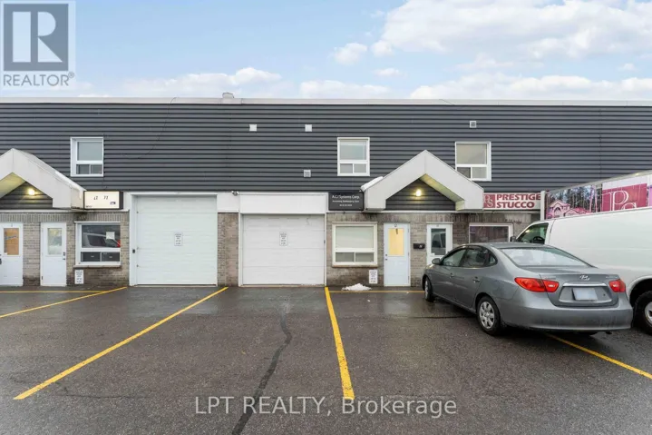 12 - 81 AURIGA DRIVE, Ottawa, Ontario K2E7Y5