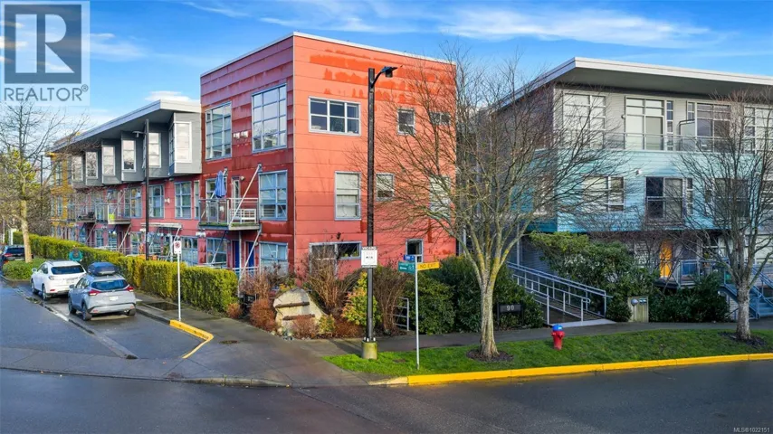 311 90 Regatta Landing, Victoria, British Columbia V9A7R2