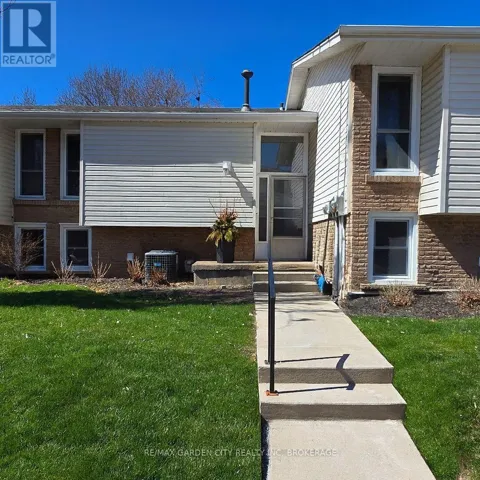 33 - 151 PARNELL ROAD, St. Catharines (Vine/Linwell), Ontario L2M3S4