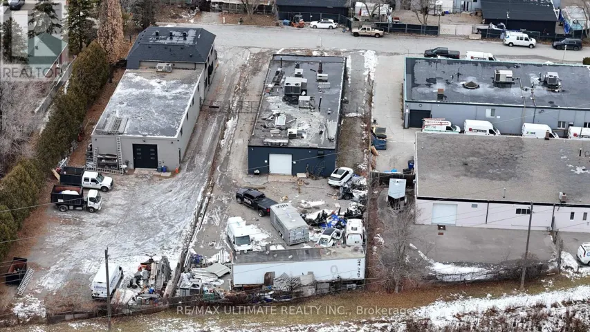 1 - 37 MINFORD AVENUE, Toronto (Wexford-Maryvale), Ontario M1R2B4