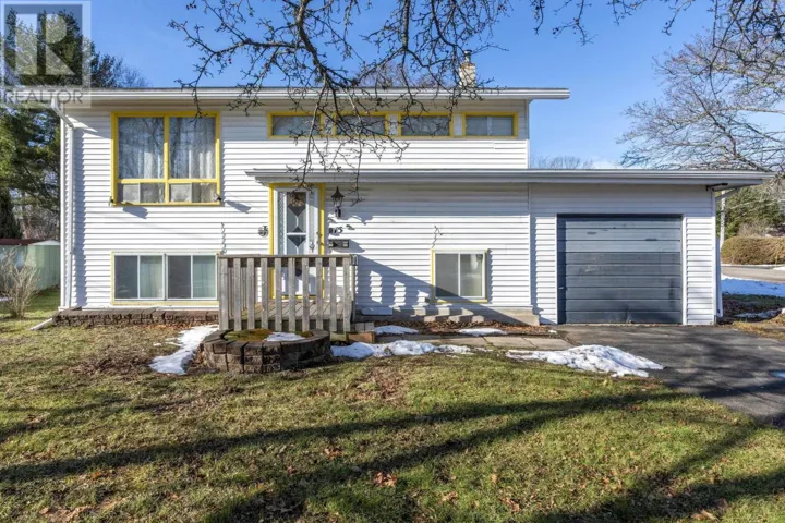 15 Acadia Street, Middleton, Nova Scotia B0S1P0