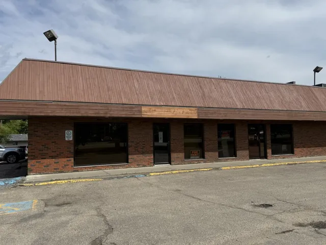 5211 50 Street, Drayton Valley, Alberta T7A1J3