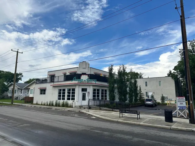 12904 116 Street, Edmonton, Alberta T5E5H4