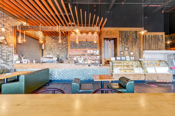 8278 175 St NW, Edmonton, Alberta T5T1V1