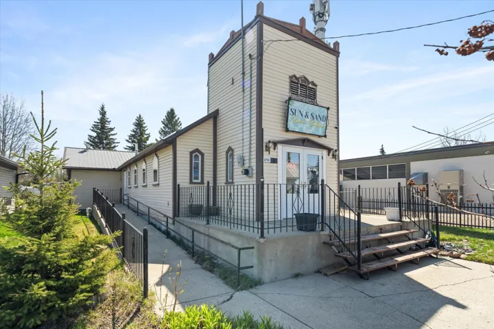 4823 50 Avenue, Lac Ste. Anne County, Alberta T0E0A0