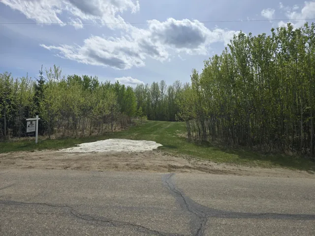 487 LAKESIDE Drive, Parkland County, Alberta T7Z2T7