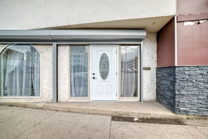 10969 101 Street, Edmonton, Alberta T5H2S9