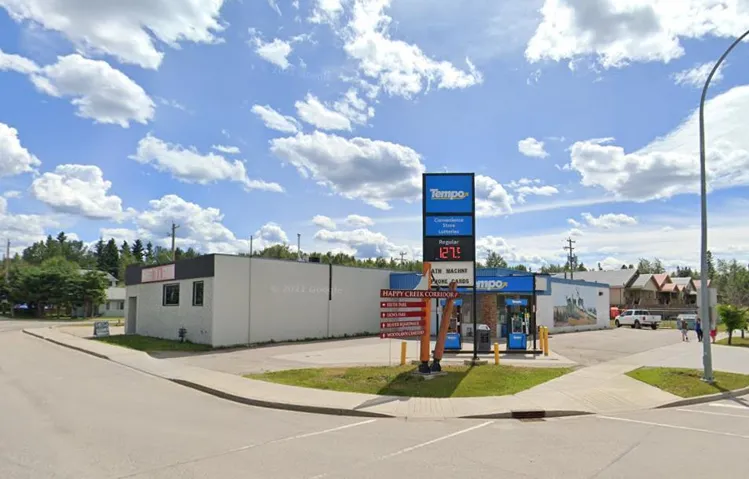157 Mountain St, Hinton, Alberta T7V1M6