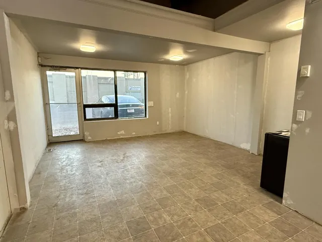 9639 62 Avenue, Edmonton, Alberta T6E0E1