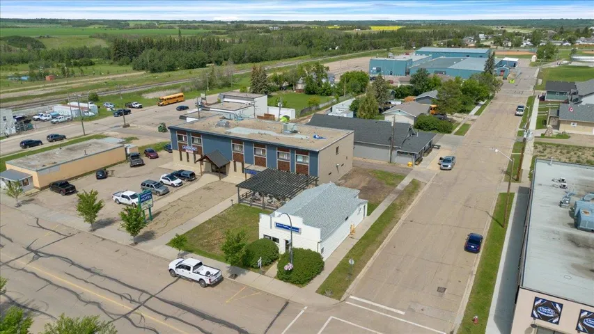 5002 50 Avenue, Gibbons, Alberta T0A1N0