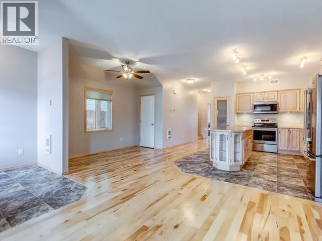 49 WYVERN AVENUE, Whitehorse, Yukon Y1A0T6