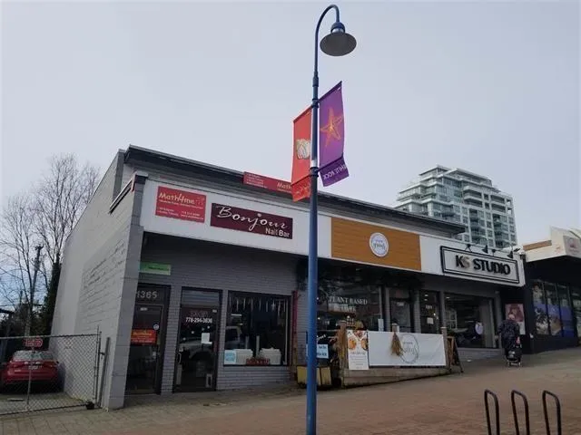 1365 JOHNSTON ROAD, White Rock, British Columbia V4B3Z3