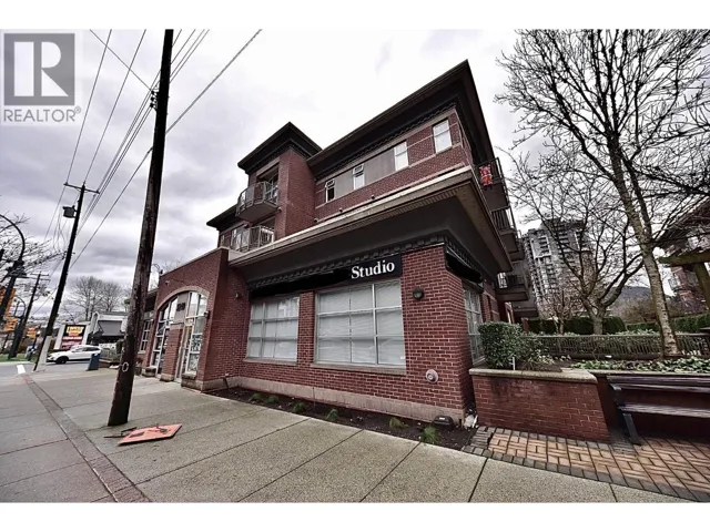 3246 ST JOHNS STREET, Port Moody, British Columbia V3H2C9