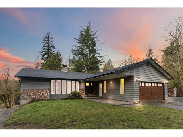 22990 70A AVENUE, Langley, British Columbia V2Y2J9