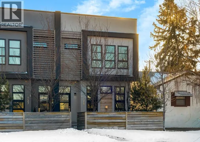 1, 125 24 Avenue NE, Calgary, Alberta T2E1W7
