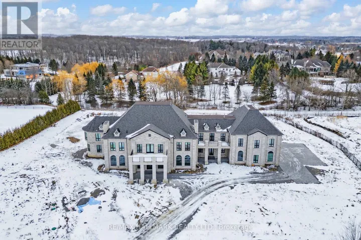 15 EDEN VALE DRIVE, King, Ontario L7B1L8