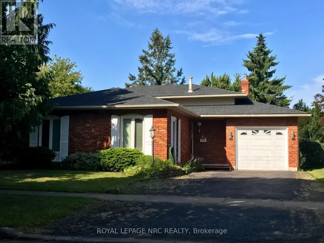 19 CAMBRIA DRIVE, St. Catharines (Port Dalhousie), Ontario L2N6K5