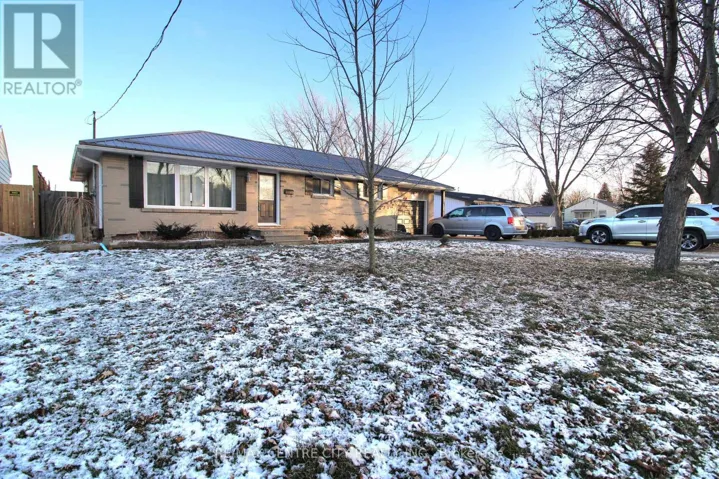 200 CENTENNIAL AVENUE, Central Elgin, Ontario N5R5B2