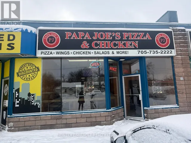 8 - 7 ANNE STREET S, Barrie (Queen's Park), Ontario L4N2C4