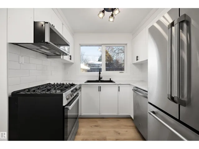 49 SHERIDAN DR, St. Albert, Alberta T8N1N1