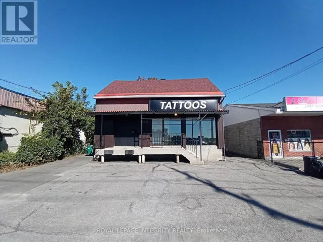101 - 605 CENTER STREET, Ottawa, Ontario K1K2N8
