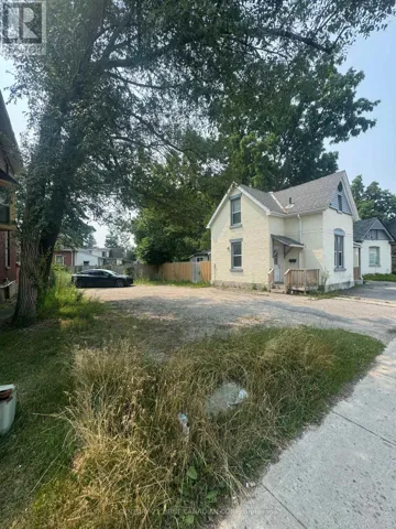 C - 28 OXFORD STREET W, London North (North N), Ontario N6H1R3