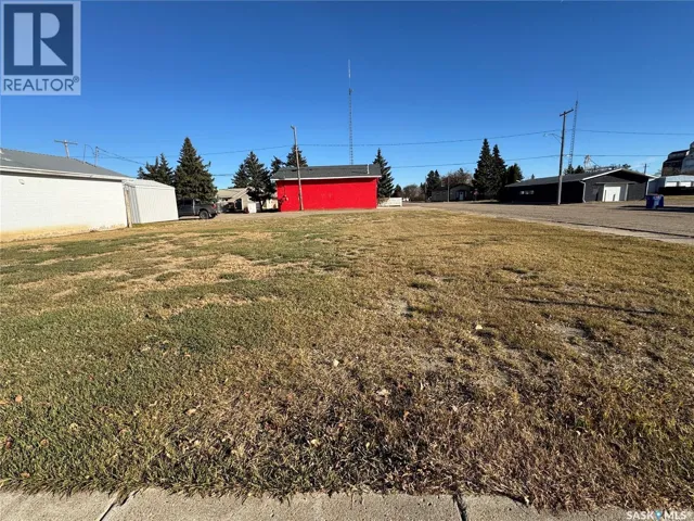 200 & 202 Broad STREET, Cut Knife, Saskatchewan S0M0N0
