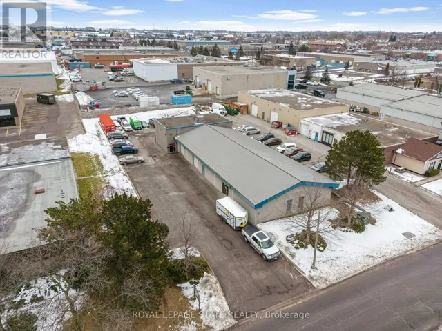1 - 90 HEMPSTEAD DRIVE, Hamilton (Rymal), Ontario L8W2E7
