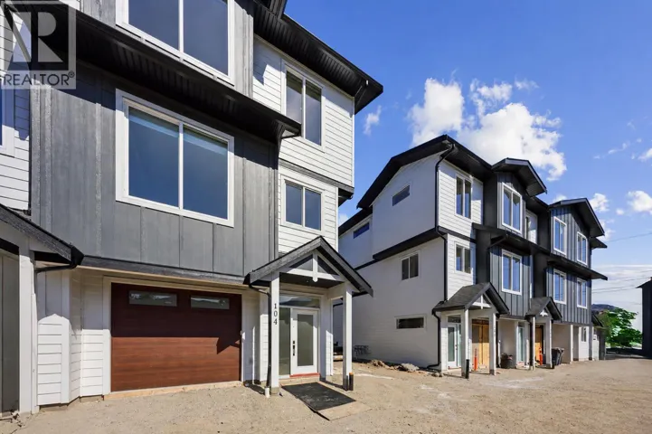143 Green Avenue Unit# 101, Penticton, British Columbia V2A3S9