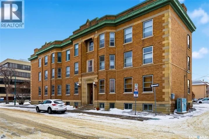 17 2201 14th AVENUE, Regina, Saskatchewan S4P0X9