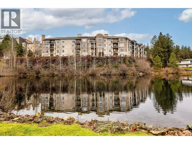 3178 Via Centrale Drive Unit# 2211, Kelowna, British Columbia V1V2T3