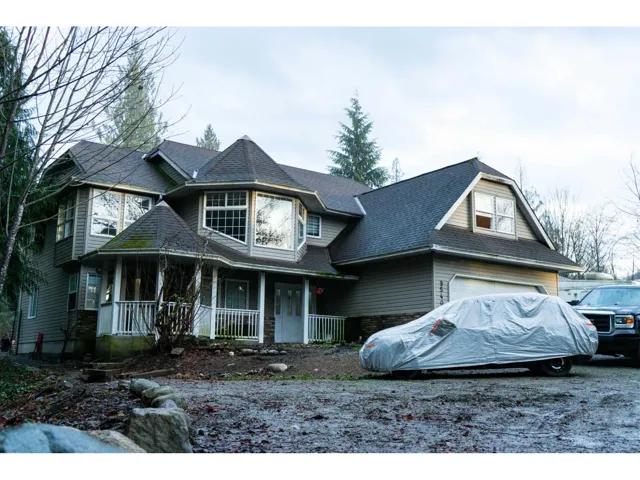 9540 WOODWARD STREET, Mission, British Columbia V4S1B9