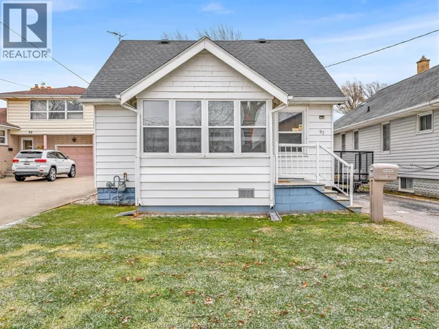 97 ELLIOTT STREET, Leamington, Ontario N8H3M9