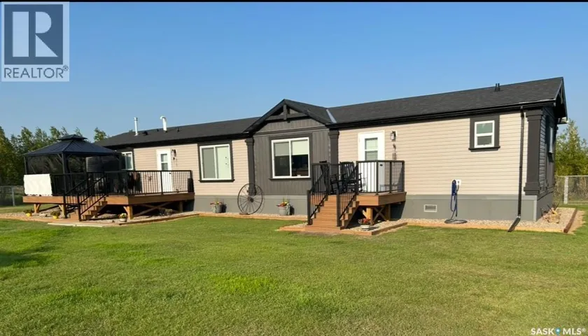 502 508 Railway AVENUE E, Maidstone, Saskatchewan S0M1M0