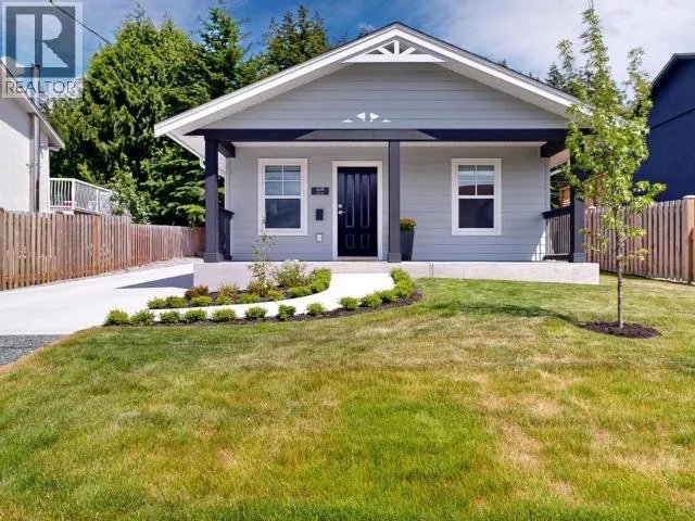 4678 COOK AVE, Powell River, British Columbia V8A3M3