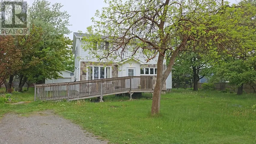 55 WEST Street, STEPHENVILLE, Newfoundland & Labrador A2N1E1