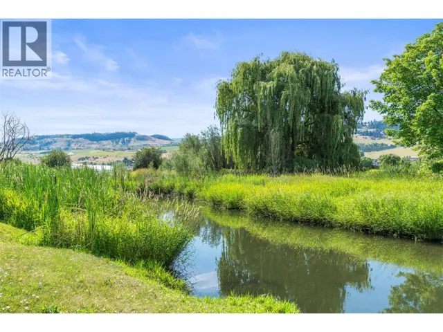 2727 Lakeshore Road Unit# 101, Vernon, British Columbia V1H1X5