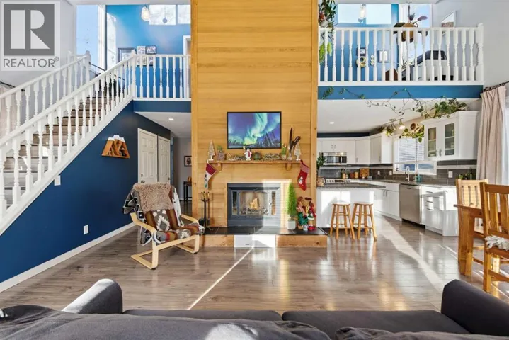 348 Powell Street, Cochrane, Alberta T4C1Z1