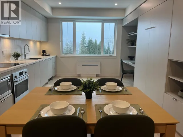 4280 Red Mountain Road Unit# 319, Rossland, British Columbia V0G1Y0