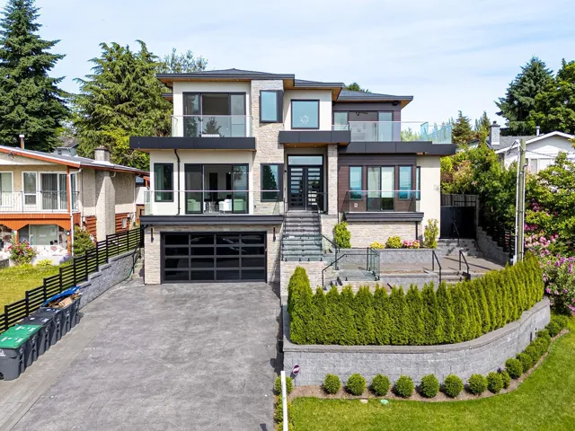 5920 181 STREET, Surrey, British Columbia V3S4T1