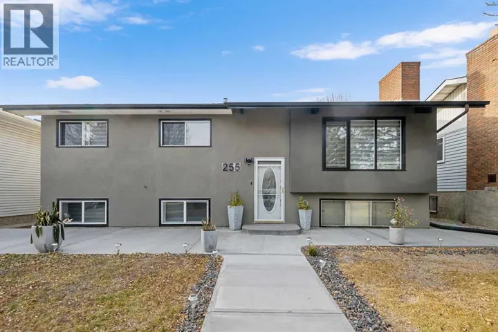 255 Rundleridge Drive NE, Calgary, Alberta T1Y2K5