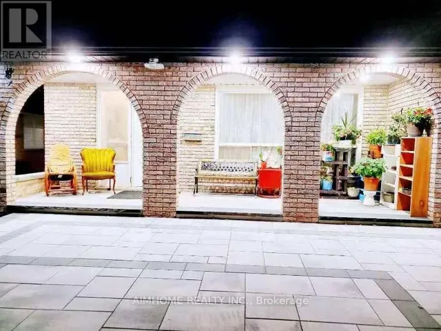 28 CASTLE HARBOUR LANE W, Markham (Bayview Fairway-Bayview Country Club Estates), Ontario L3T3A2