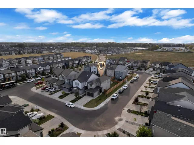 9990 205A ST NW, Edmonton, Alberta T5T7N4